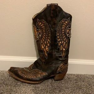 Corral boots